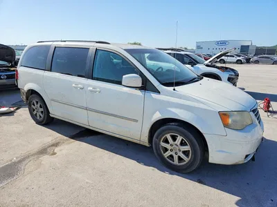 2010 CHRYSLER TOWN & COUNTRY TOURING, фото 4, лот 10865694