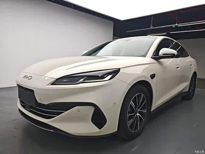 2025 BYD Seal 06 New Energy DM-i Smart Drive Edition 120KM Luxury, фото 1, лот 11178173