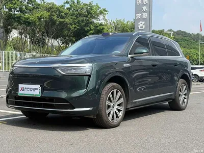 2025 AITO Wenjie AITO M8 Model Extended Range Max Edition 37kWh 6-Seater, фото 1, лот 10890182