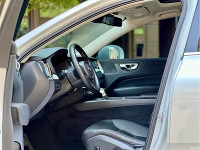 2019 Volvo XC60 T5 4WD Intelligent Ease China VI, фото 4, лот 10357014