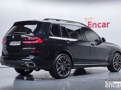 2025 BMW X7 xDrive 40i M Sport 7STR, фото 1, лот 10079436