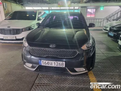 2017 Kia Niro Luxury, фото 1, лот 10080387
