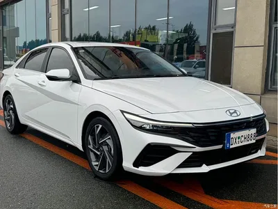 2023 Hyundai Elantra Model 1.5L CVT LUX Premium Edition, фото 3, лот 10372407