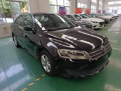 2013 Volkswagen Lavida Facelift Classic 1.6L Automatic Trend, фото 4, лот 10456056