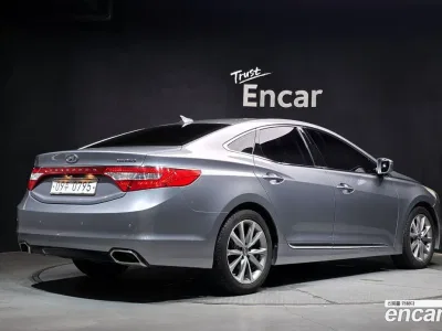2017 Hyundai Grandeur HG240 Modern Collection, фото 2, лот 10227432