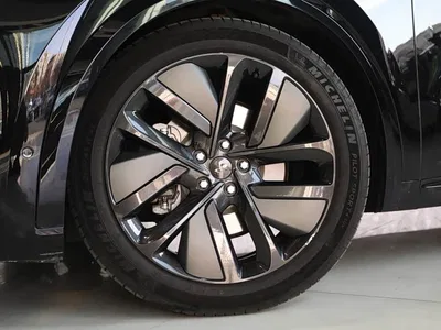2024 Li Auto Li Xiang L9 Model Ultra, фото 4, лот 11011815