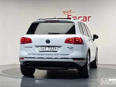 2015 Volkswagen Touareg V6 3.0 TDI Bluemotion Premium, фото 3, лот 11241161
