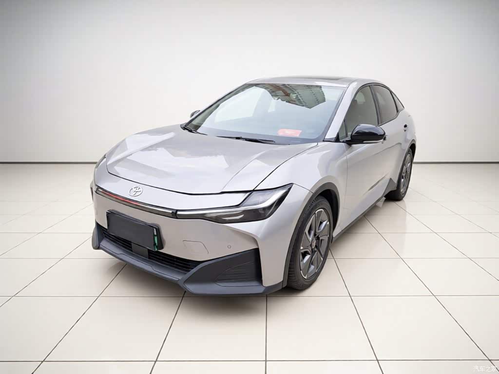 2024 Toyota bZ3 517km Elite PRO, фото 2, лот 11137705