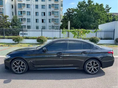 2021 BMW 5 Series (Import) 530i M Sport Package, фото 3, лот 10449129