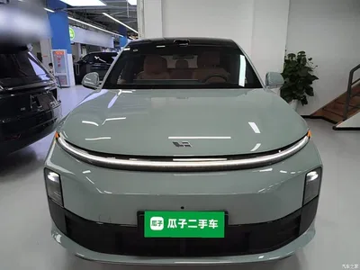 2025 Li Auto L6 Max Smart Renewal Edition, фото 3, лот 10837719