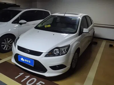 2013 Ford Focus Hatchback Classic 1.8L Automatic Fashion, фото 1, лот 10295830
