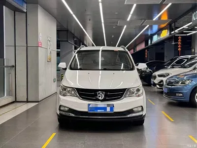 2016 Baojun 730 1.5T Manual Comfort 7-seater, фото 2, лот 11164020