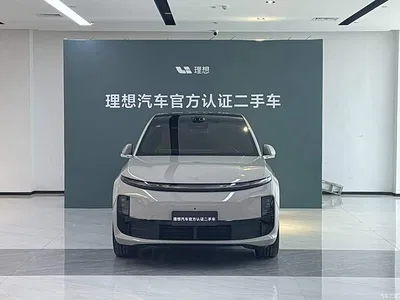 2025 Li Auto L6 Max Smart Renewal Edition, фото 2, лот 10404593