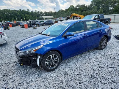 2024 KIA FORTE LXS, фото 1, лот 10775200