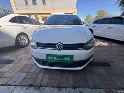 2014 Volkswagen Polo 1.4L Manual Trend Edition, фото 2, лот 10386756