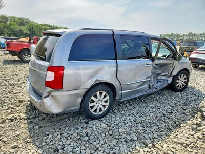 2013 CHRYSLER TOWN & COUNTRY TOURING, фото 3, лот 10865423