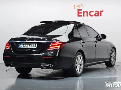 2017 Mercedes-Benz E-Class E300 Avantgarde, фото 2, лот 10166962