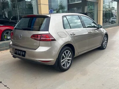 2017 Volkswagen Golf 230TSI Auto Luxury Millionth Anniversary Edition, фото 4, лот 10658247