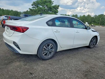 2024 KIA FORTE LXS, фото 3, лот 10675743
