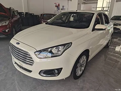 2015 Ford Escort 1.5L Automatic Fashion, фото 1, лот 10281416