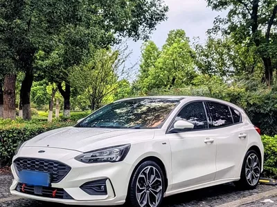 2021 Ford Focus Hatchback EcoBoost 180 Automatic ST Line, фото 1, лот 10300872