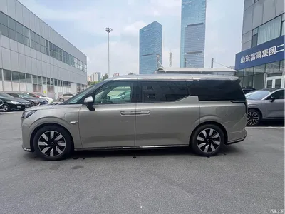 2025 Volvo EM90 Ultra Six-Seater, фото 4, лот 10364950