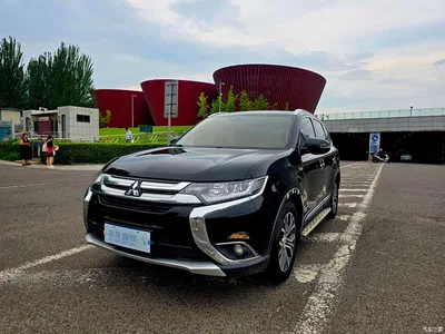 2018 Mitsubishi Outlander 2.4L 4WD Luxury Edition 7-seater, фото 1, лот 10344547