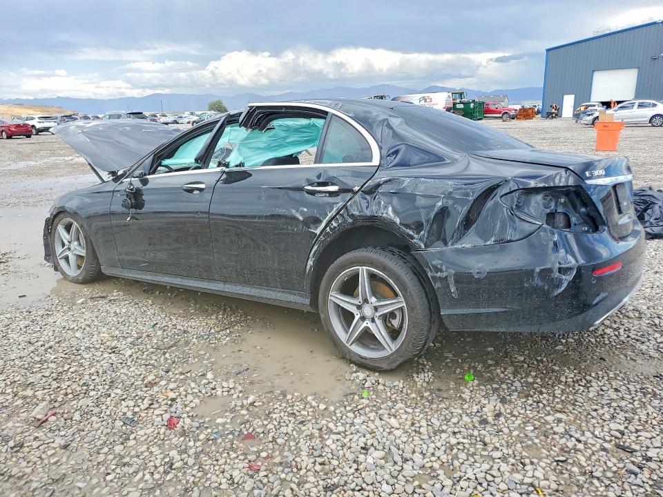 2017 MERCEDES-BENZ E 300, фото 2, лот 10988830