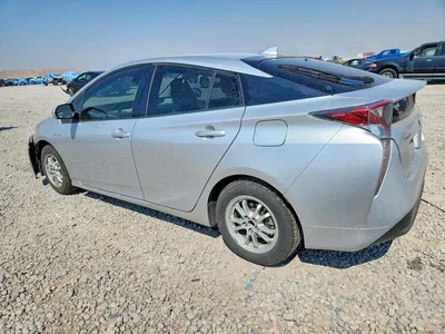 2017 TOYOTA PRIUS TWO, фото 2, лот 10582611