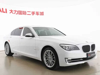 2013 BMW 7 Series Model 740Li Leading, фото 3, лот 10458661