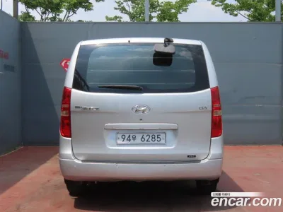 2010 Hyundai Starex 5-Seater VAN, фото 4, лот 10160601