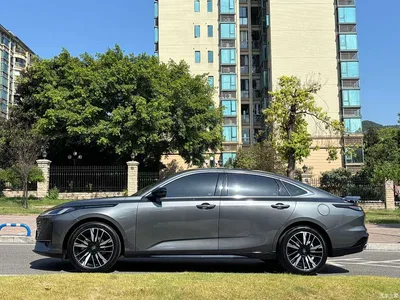 2025 Changan Eado Model Year Facelift 1.5T 500Bar Premium Edition, фото 4, лот 10250007