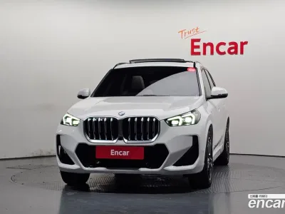 2025 BMW X1 xDrive 20i M Sport, фото 3, лот 10223410
