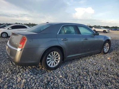 2012 CHRYSLER 300, фото 3, лот 10869071