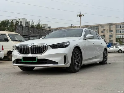 2024 BMW i5 eDrive 35L Luxury Package, фото 1, лот 10402372