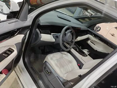 2024 ZEEKR 009 7-Seat Aisle Version 108kWh, фото 3, лот 11249356