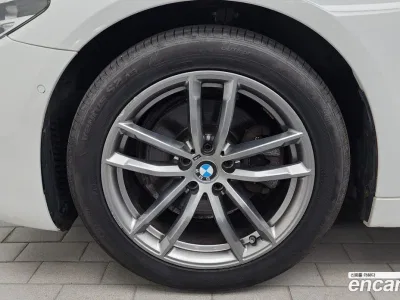 2018 BMW 5-Series 520d M Sport Special Edition, фото 4, лот 10048135