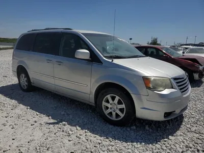 2010 CHRYSLER TOWN & COUNTRY TOURING, фото 4, лот 10863960