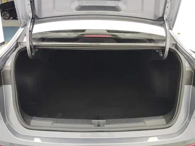 2024 Roewe i5 1.5L CVT Prestige Edition, фото 4, лот 10339165