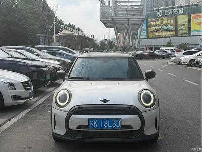 2023 MINI MINI 1.5T COOPER King's Cross Special Edition, фото 2, лот 10446945