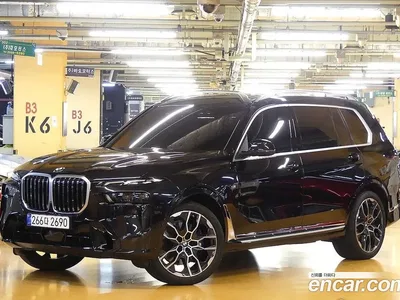 2025 BMW X7 xDrive 40i M Sport 6STR, фото 1, лот 10166707