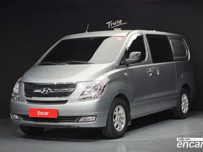 2015 Hyundai Starex 5-Seater VAN, фото 1, лот 10191165
