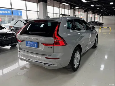 2022 Volvo XC60 B5 AWD R-Design, фото 4, лот 10365948