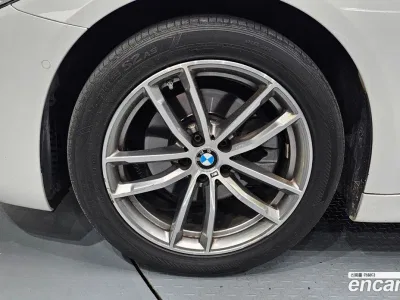 2017 BMW 5-Series 520d xDrive M Sport Package Plus, фото 4, лот 10044975