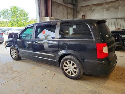 2014 CHRYSLER TOWN & COUNTRY TOURING, фото 2, лот 10868931