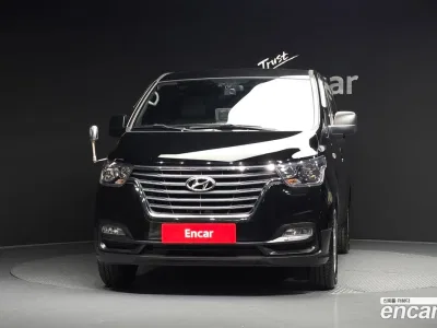 2020 Hyundai Starex Van 3-Seater, фото 2, лот 10231971