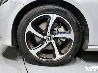 2020 Mercedes-Benz E-Class E250 Avantgarde, фото 4, лот 10065570
