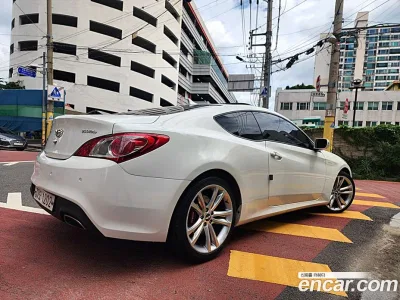2010 Hyundai Genesis 200 Turbo R, фото 2, лот 10135395
