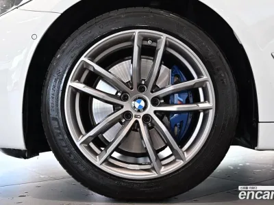 2018 BMW 5-Series 530i xDrive M Sport Package Plus, фото 4, лот 10069914