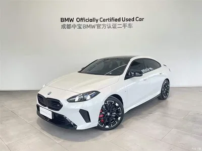 2025 BMW M235L, фото 1, лот 10471256